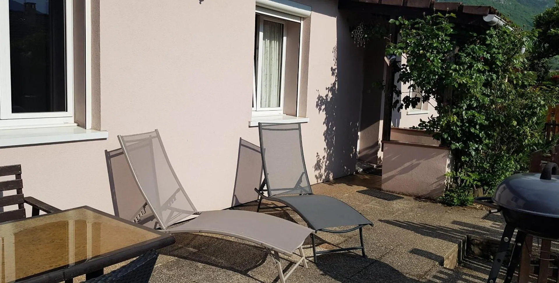 Gite Fabuleux, Jardin, Terrasse, Parking Saint-Vincent-de-Mercuze Casa vacanze